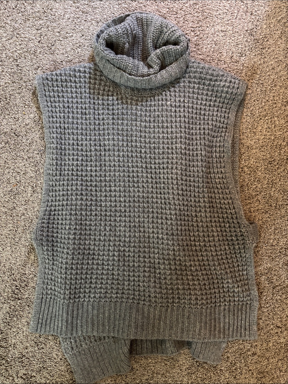 Madewell Gray Sleeveless Turtleneck Sweater Vest